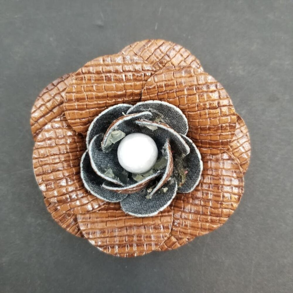 Vintage cloth brooch flower Pin costume jewelry